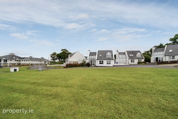 2 Fanad Way, Portsalon, Co. Donegal, F92W266 — photo 3