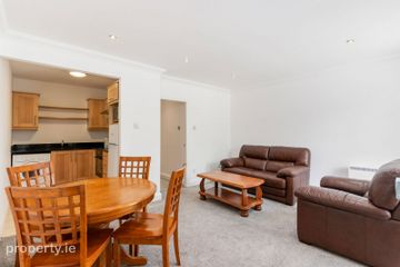 Apartment, Cranmer Place, Cranmer Lane, Grand Canal Dock, Dublin 4 — photo 2