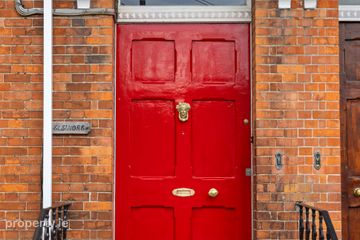27 Cambridge Terrace, York Road, Dun Laoghaire, Co Dublin, A96 H2T7 — photo 2
