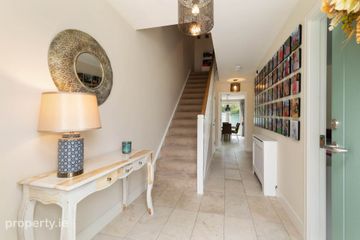 25 Diswellstown View, Castleknock, Dublin 15, Co. Dublin, D15N47K — photo 2