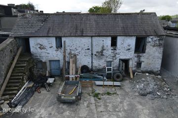 Peking Apache, Main Street, Bailieborough, Co. Cavan, A82T284 — photo 3