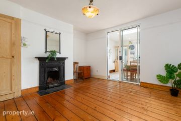 27 Bantry Road, Drumcondra, Dublin 9, D09TR62 — photo 3