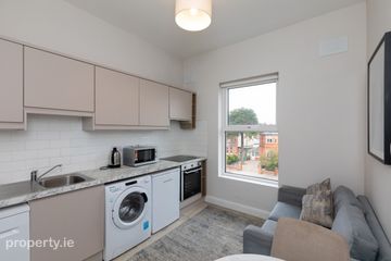 Apartment 2, 25 Howth Road, Raheny, Dublin 3 — photo 2