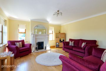 Residence at Carrowbrowne, Headford Road, Co. Galway, H91RYP8 — photo 3