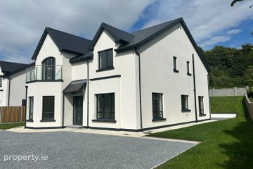 14 Lakeview Heights, Ballina, Co. Tipperary — photo 3