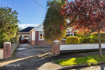 34 Oakley Grove, Blackrock, Co. Dublin, A94 R9F4 — photo 2