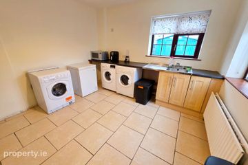 30 Bushypark Lawn, Circular Road, Newcastle, Co. Galway — photo 3