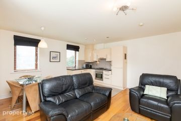 8 Aubreyville, Dublin Road, Shankill, Dublin 18, D18K225 — photo 3