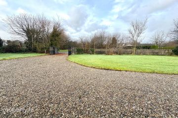 Marianella, Roo East, Ardnacrusha, Co. Clare — photo 2