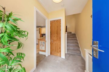 1 Wentworth, Eblana Villas, Grand Canal Dock, South Dublin City, Dublin 2, D02N290 — photo 2