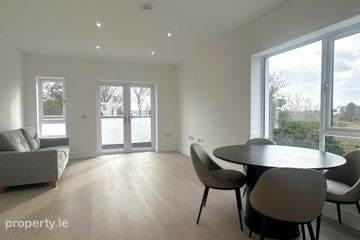 7 Cnoc Fearnain, Oranmore, Co Galway — photo 2