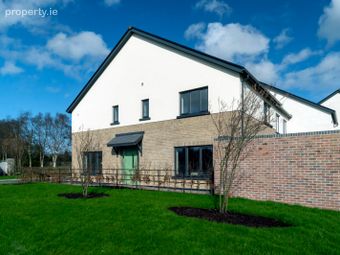 4 Bedroom Detached, Rathmolyon, Co. Meath