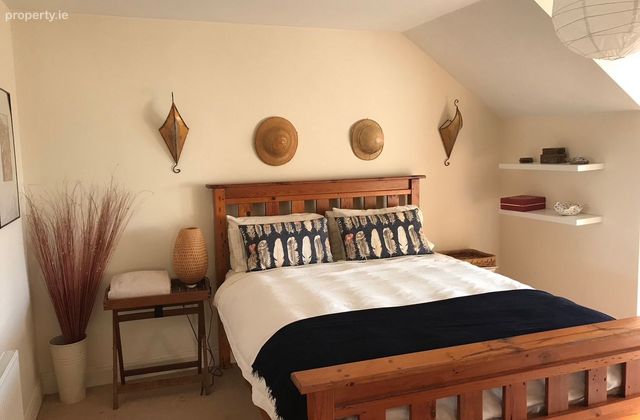Dock Road, Dunmore East, Co. Waterford - Click to view photos