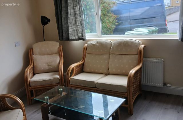 19 Kilcarrig Avenue, Dublin 24, Tallaght, Dublin 24 - Click to view photos