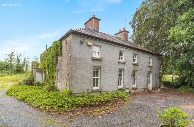 The Paddocks, Rathowen, Co. Westmeath - Click to view photos