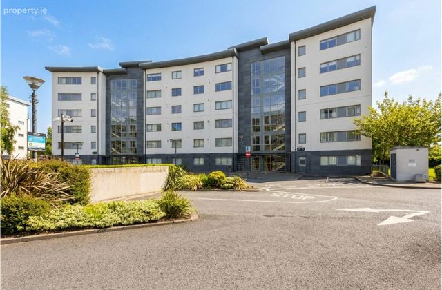 Apartment 100, The Cedars, Carrington, Northwood, Santry, Dublin 9 - Click to view photos