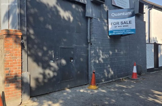 5 Fairview Avenue, Irishtown, Dublin 4 - Click to view photos