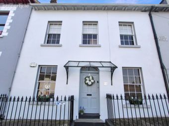 Petticoat House, Market Square, Castleblayney, Co. Monaghan