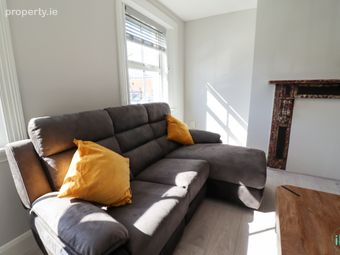 Apartment 2, 66 Clanbrassil Street Upper, Dublin 2 - Image 3