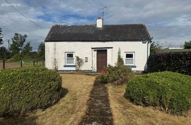 Clonco, Woodford, Loughrea, Co. Galway, Woodford, Co. Galway - Click to view photos