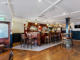The Dalton Inn, Dalton Street, Claremorris, Co. Mayo - Image 5