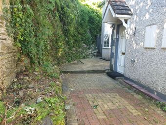 5 Pier View Apartments, Courtmacsherry, Courtmacsherry, Co. Cork - Image 2