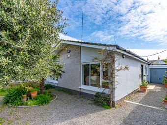 Mauresque, Sandycove Close, Sandycove, Co. Dublin
