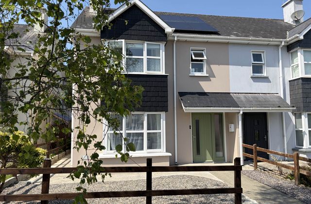 51 Ladys Cross, Clonakilty, Co. Cork, Clonakilty, Co. Cork - Click to view photos