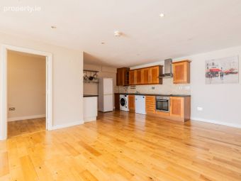 Apartment 10 Hogan View (plus Study) 185 187 Richmond Road, Dublin 9, Marino, Dublin 3 - Image 4