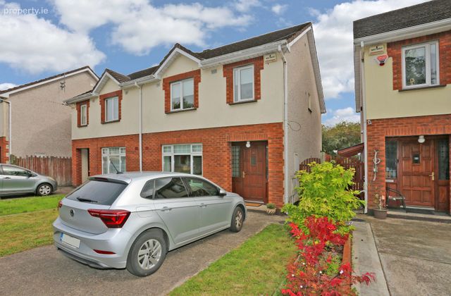 26 The Crescent, Kilteragh, Dooradoyle, Co. Limerick - Click to view photos