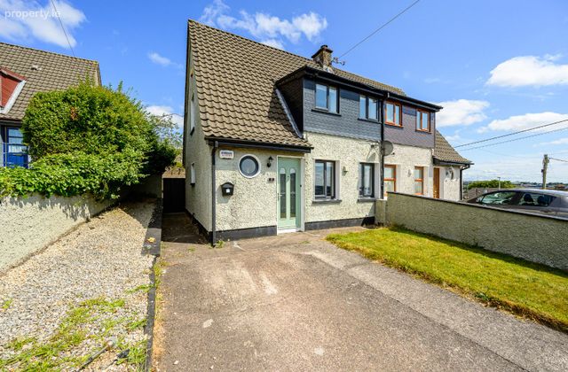 8 Inniscarra Road, Fairhill, Co. Cork - Click to view photos