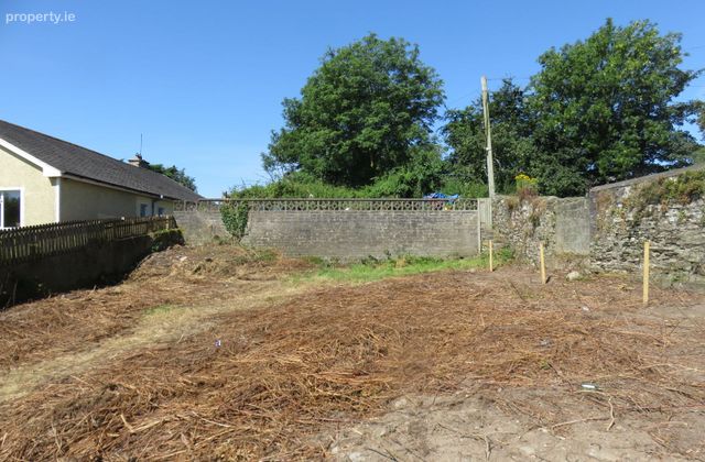 Bridge Street, Ballineen, Co. Cork - Click to view photos