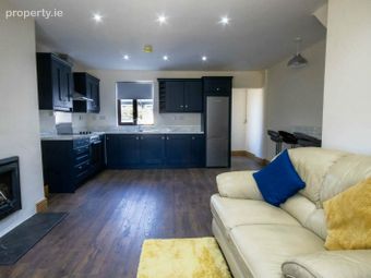 32 Pearse Park, Drogheda, Co. Louth, Drogheda, Co. Louth - Image 3