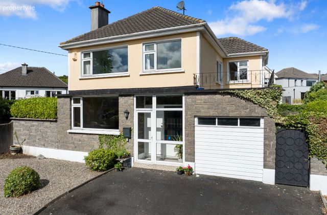 Rosmult, Rosmeen Park, Dun Laoghaire, Co Dublin, Dun Laoghaire, Co. Dublin - Click to view photos