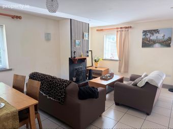 The Ash, 11 Kilcoran Mews Apartments, Kilcoran, Cahir, Co. Tipperary, Boolakennedy, Co. Tipperary - Image 5