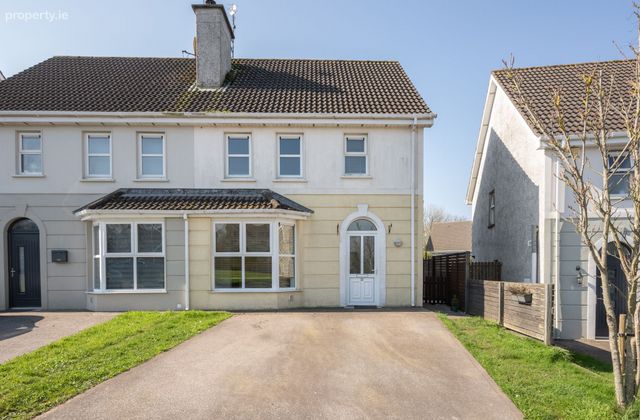 10 An Cuar, Cul Ard, Carrigtwohill, Co. Cork, Carrigtwohill, Co. Cork - Click to view photos