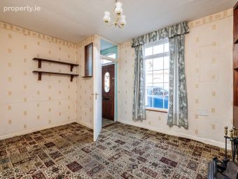 11 Valentia Parade, Phibsborough, Dublin 7 - Image 2