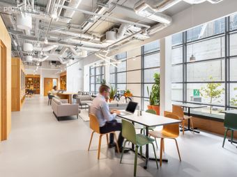 Spaces South Docklands, 77 Sir John Rogerson's Quay, Dublin 2 - Image 2