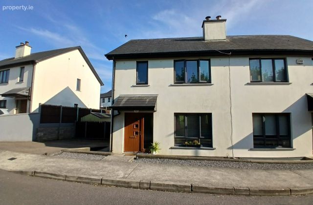 2 Castle Oaks, Bandon, Bandon, Co. Cork - Click to view photos
