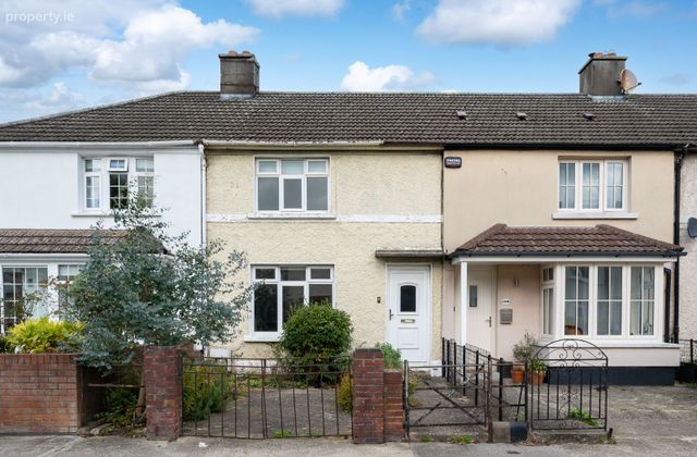 98 Lissadel Drive, Drimnagh, Dublin 12 - Click to view photos