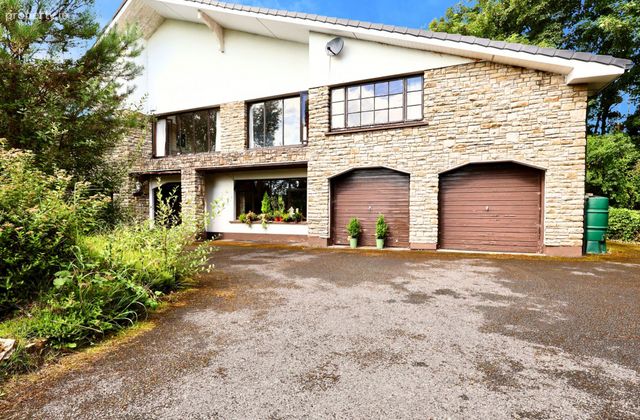 17 The Beeches, Coosan Road, Athlone, Athlone, Co. Westmeath - Click to view photos