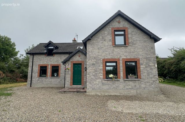 Fairyhall, O'briens Bridge, Montpelier, Co. Limerick - Click to view photos