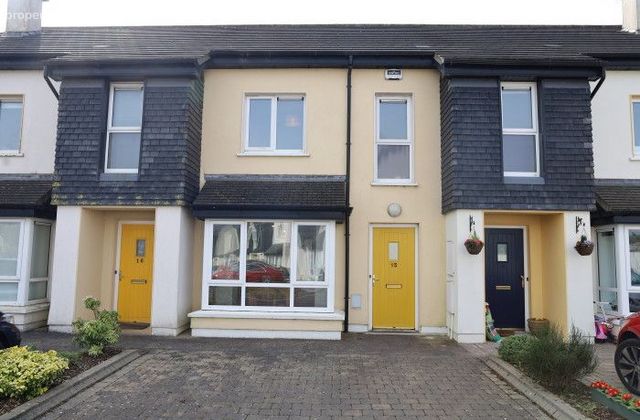 15 The Crescent, Highfield Park, Ballincollig, Co. Cork - Click to view photos