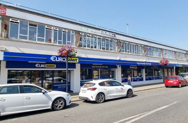 Unit 9-11, Finglas Town Centre, Finglas, Dublin 11 - Click to view photos