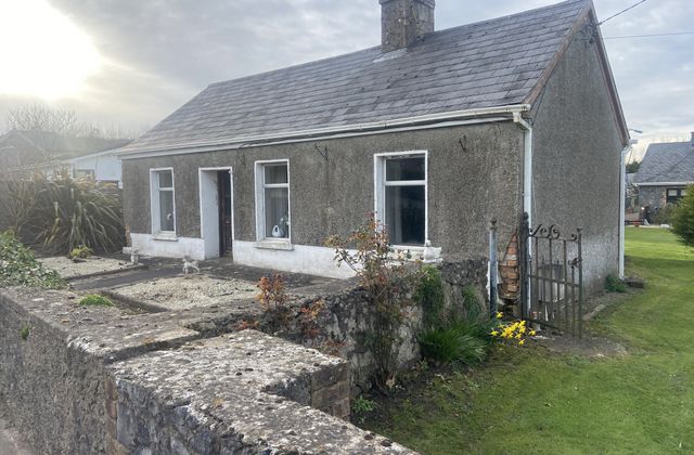 Rose Cottage, Duntaheen Road, Fermoy, Co. Cork - Click to view photos