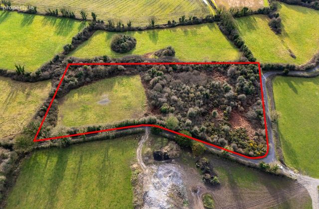 Broughal, Kilcormac, Co. Offaly, Kilcormac, Co. Offaly - Click to view photos