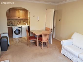 Apartment 9, The Court, Dalcassian Downs, Glasnevin, Dublin 11 - Image 5