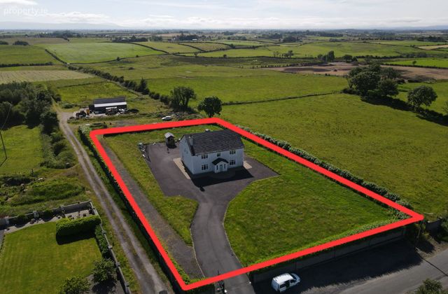 Facefield, Claremorris, Castlebar, Co. Mayo - Click to view photos