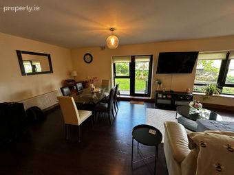 Apartment 8, D&uacute;n &Oacute;r&aacute;n, Oranhill Road, Oranhill, Oranhill, Co. Galway - Image 3