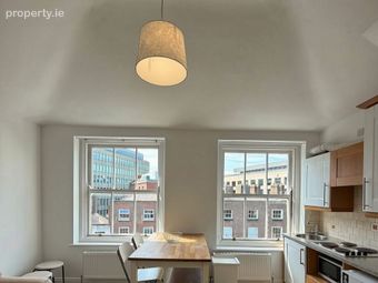 Apartment 5, 102/103, Leeson Street Lower, Dublin 2 - Image 2